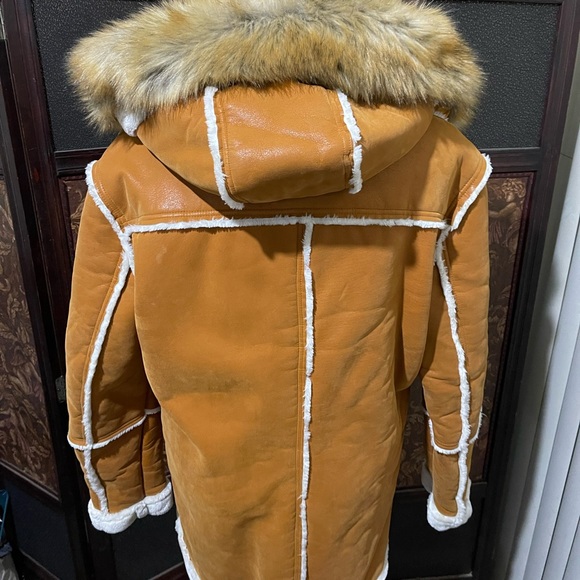 Real genuine, sheepskin coat, three-quarter inch only worn three times ! - Picture 2 of 8